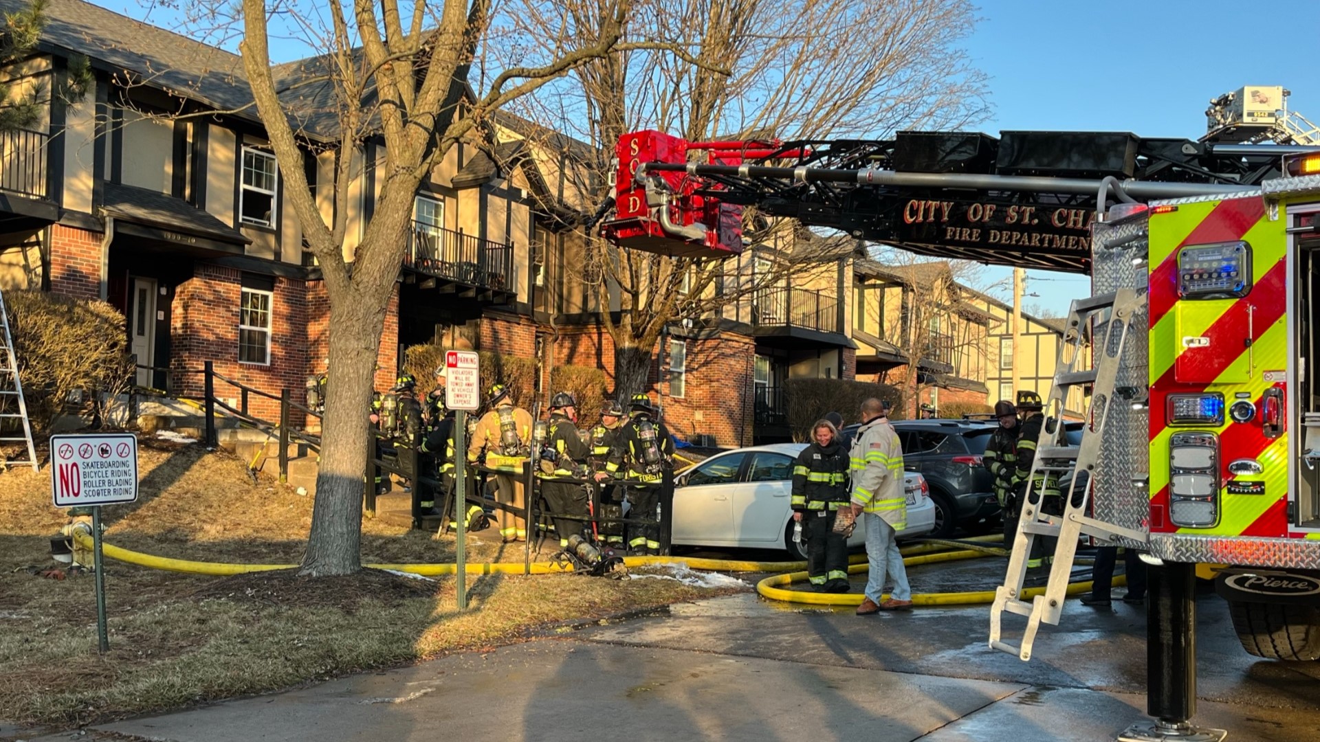 2 DEAD IN APARTMENT FIRE IN ST CHARLES, MISSOURI