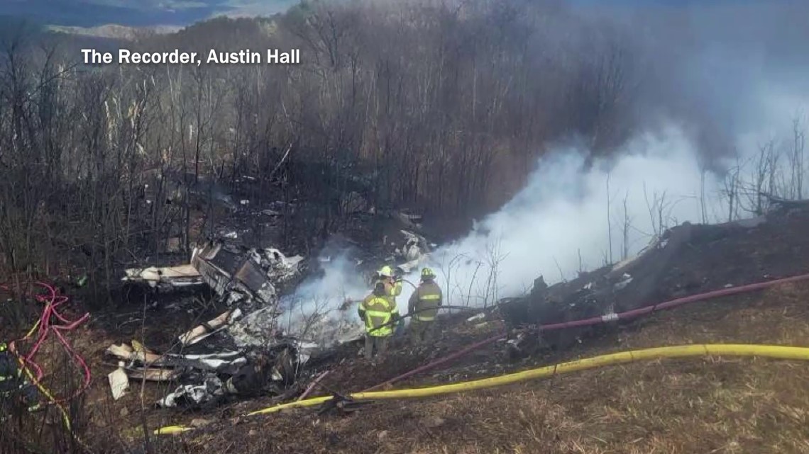5 KILLED IN SMALL PRIVATE JET CRASH IN RURAL VIRGINIA WOODS, POLICE SAY
